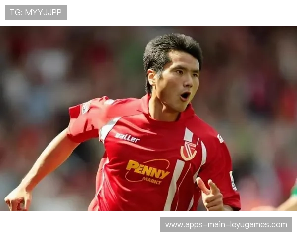 国家队教练组首次引入视频战术分析工具，国家队教练团队